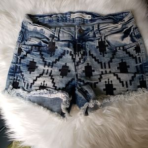 Instant vintage denim shorts.